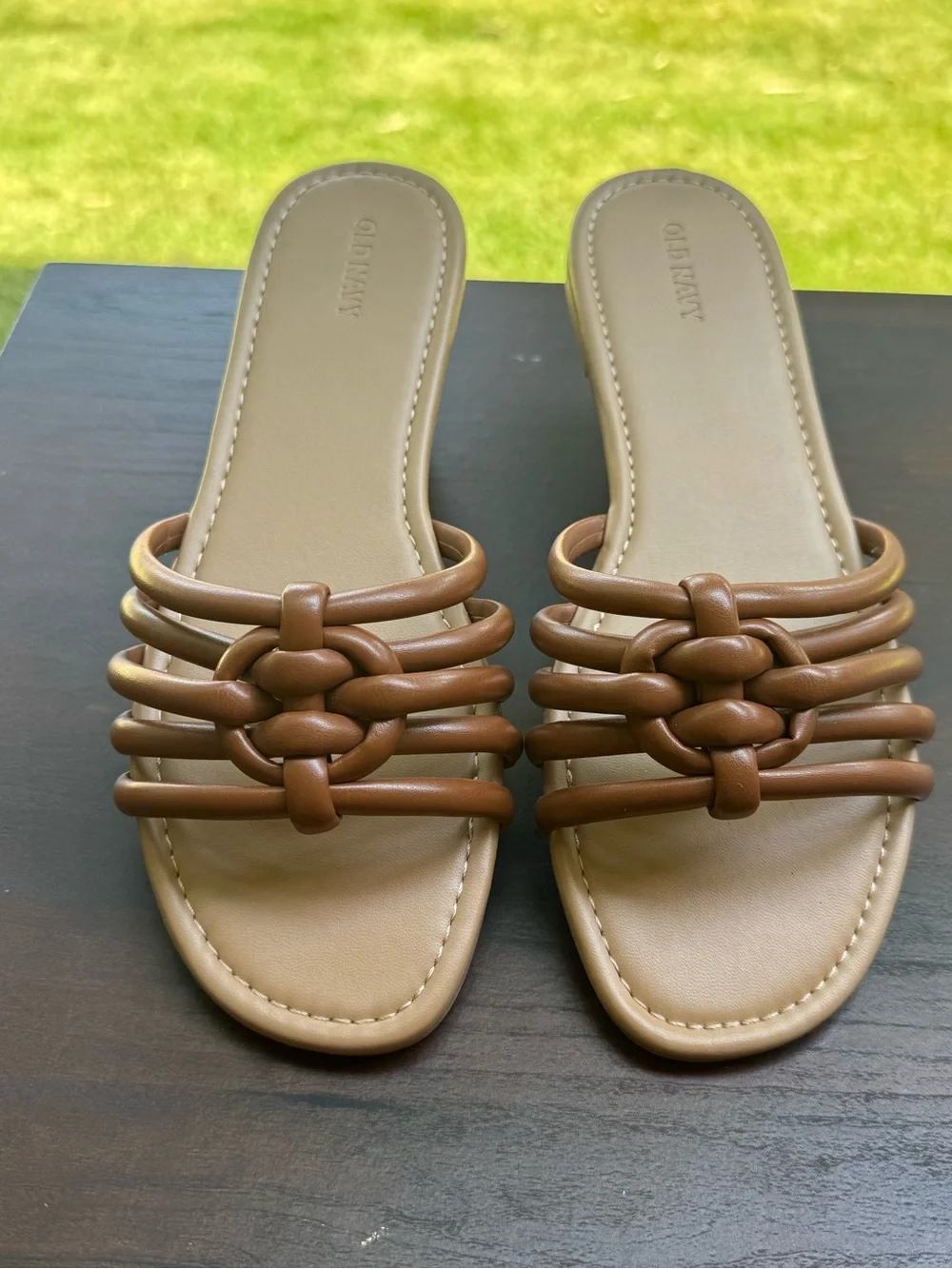 Old Navy Knotted Puff Slide Sandals NWOT Women’s Size 9.5 Brown